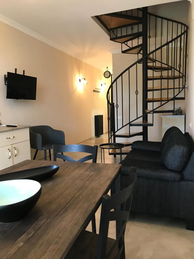 A Cozy House For Guests Apartman Kobuleti Kültér fotó
