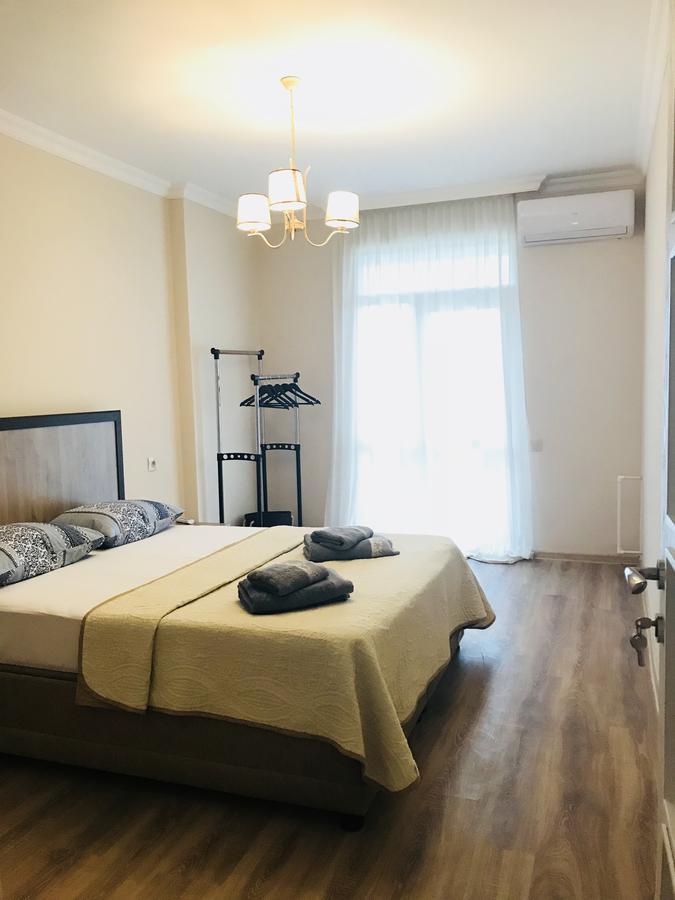 A Cozy House For Guests Apartman Kobuleti Kültér fotó